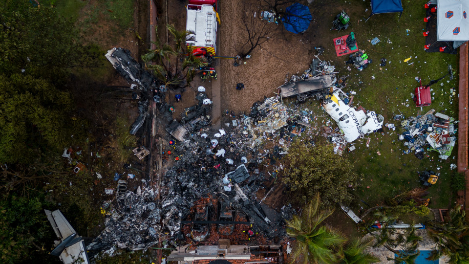 "Que medo". Antes de avião cair, vítima enviou mensagem à família