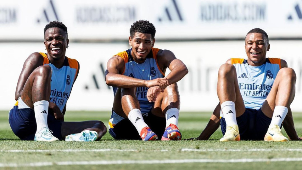 Vinícius, Bellingham e Mbappé. Imagem do Real Madrid dá que falar