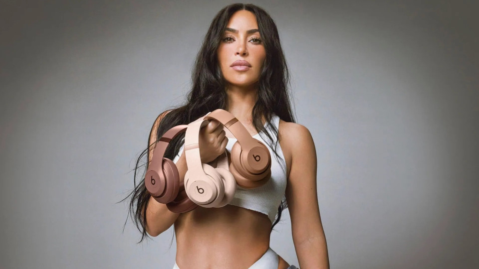 Apple colabora com Kim Kardashian em novos auscultadores da Beats