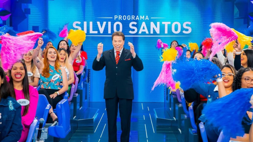 Morreu o apresentador brasileiro Silvio Santos. Tinha 93 anos 