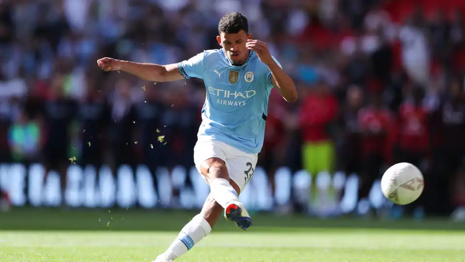 Matheus Nunes 'reclama' lugar de Rodri: "Quando jogava no Sporting..."