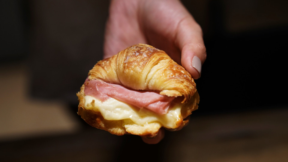 Croissants com folha de arroz? Aprenda a fazer a nova tendência do TikTok