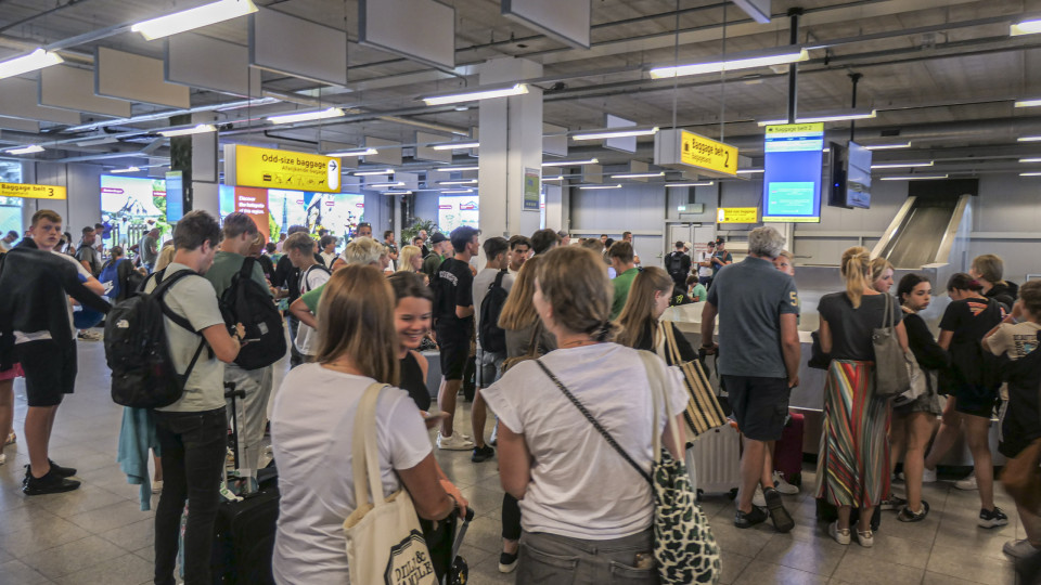 Aeroporto de Eindhoven suspende tráfego aéreo devido a avaria