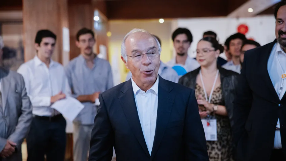 Marques Mendes pede campanha para Legislativas sem "casos e casinhos"