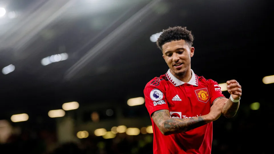 MANCHESTER, ENGLAND - MAY 25: Jadon Sancho of Manchester United in action during the Premier League match between Manchester United and Chelsea FC at Old Trafford on May 25, 2023 in Manchester, England. (Photo by Ash Donelon/Manchester United via Getty Im