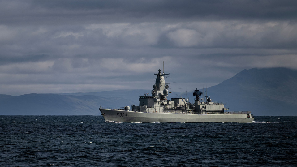 Navio da Marinha participa em exercício da NATO no Atlântico Norte