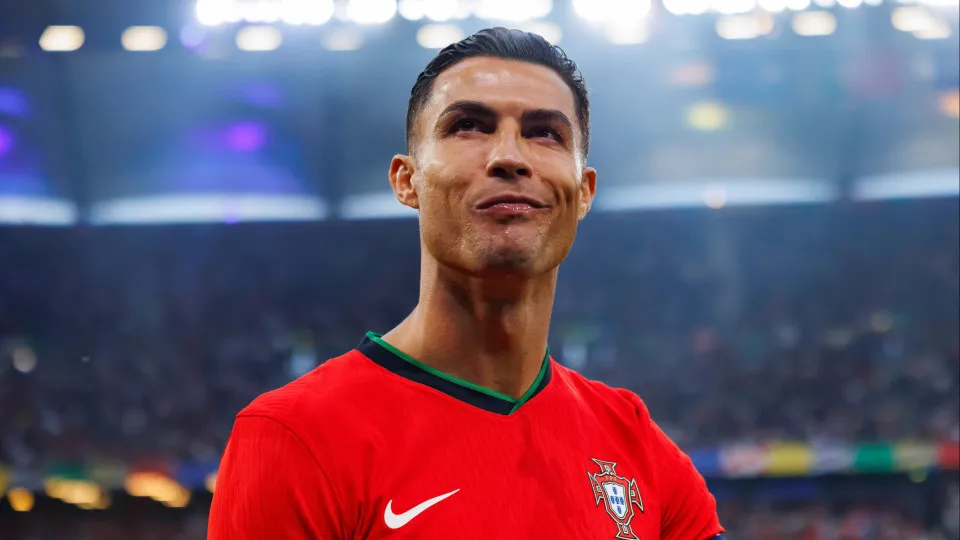 Quantos milhões lucra Cristiano Ronaldo com as clínicas capilares?