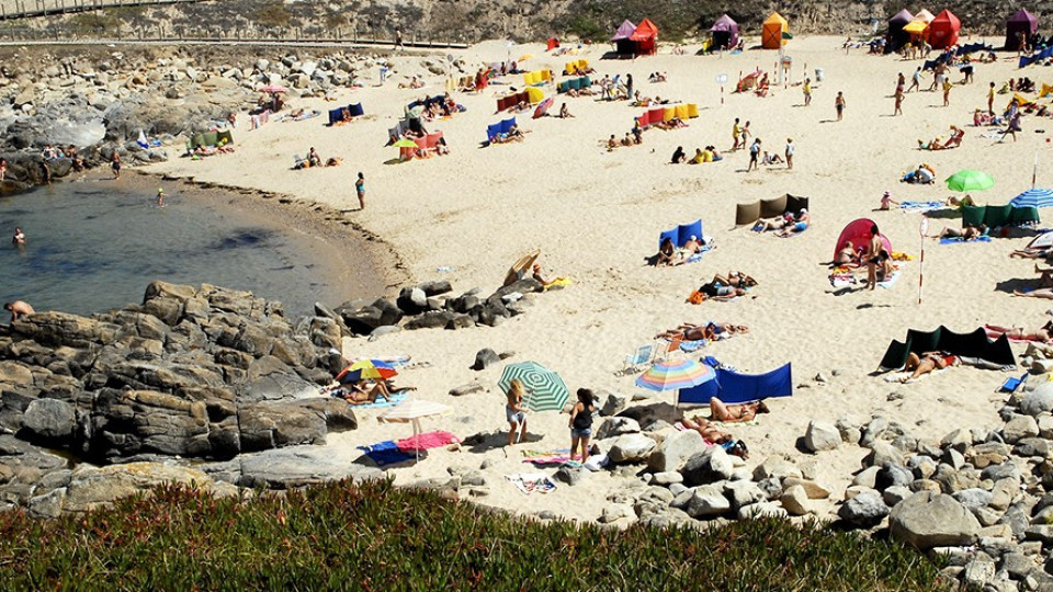 Banhos desaconselhados na praia Azul-Conchinha em Matosinhos