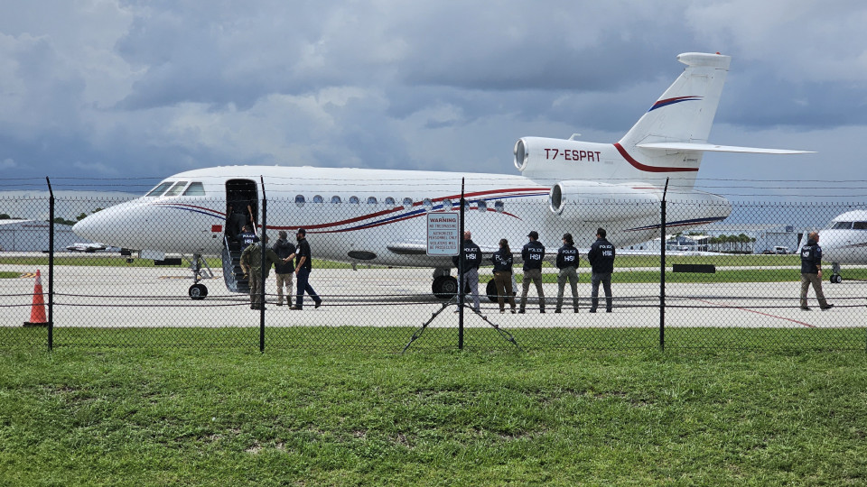 Moscovo critica Washington e exige devolução do avião confiscado a Maduro