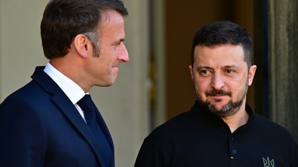 Zelensky pede a Macron autorização para atacar aeródromos russos