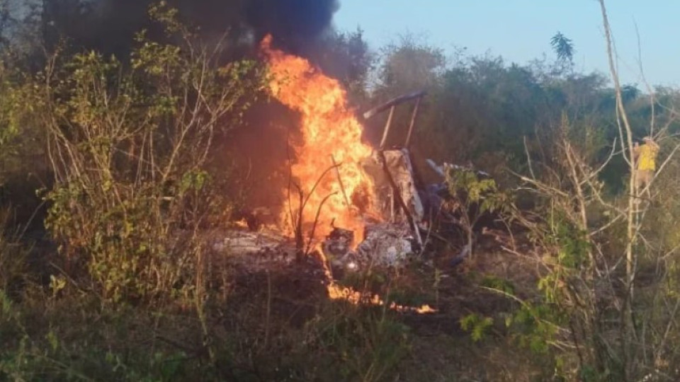 Dois mortos após queda de helicóptero que se incendiou em Pernambuco