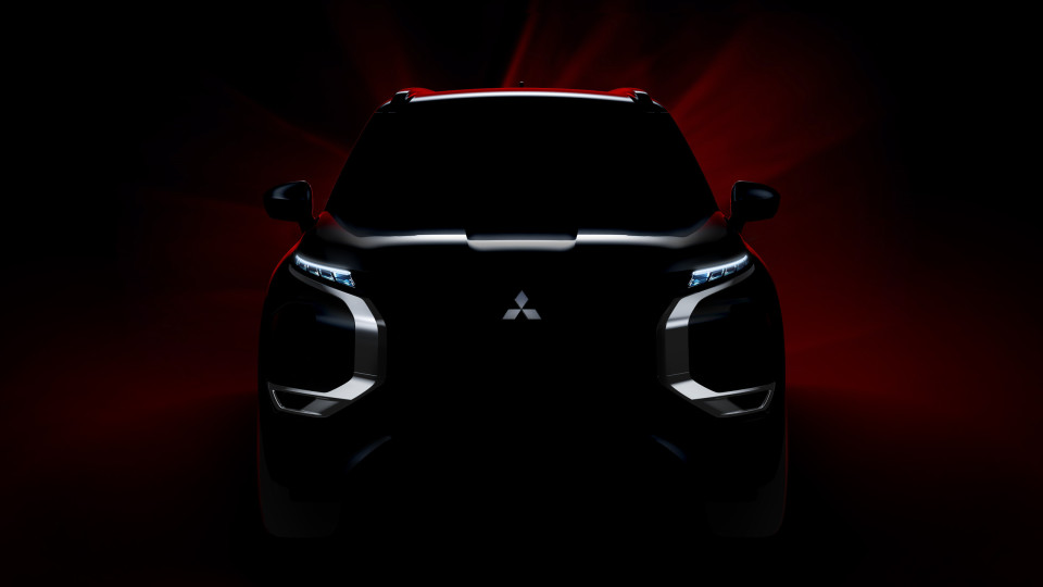 Mitsubishi mostra a primeira imagem do novo Outlander 