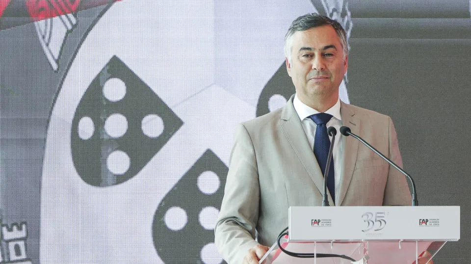 Ministro defende agência do Superior independente (mas com mandato claro)