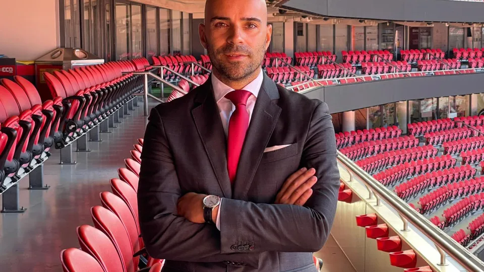 João Diogo Manteigas formaliza candidatura à presidência do Benfica