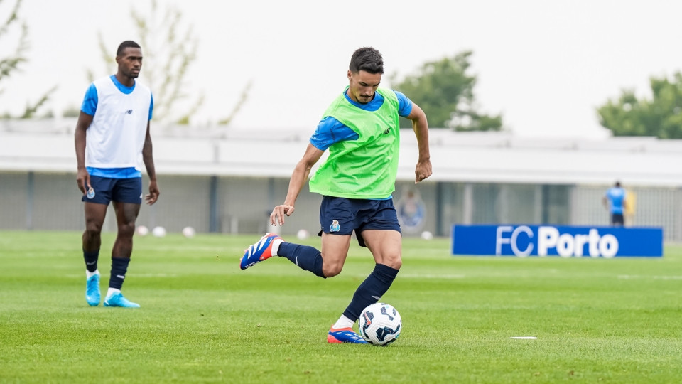 FC Porto prossegue preparação da 'missão Farense' com três ausências