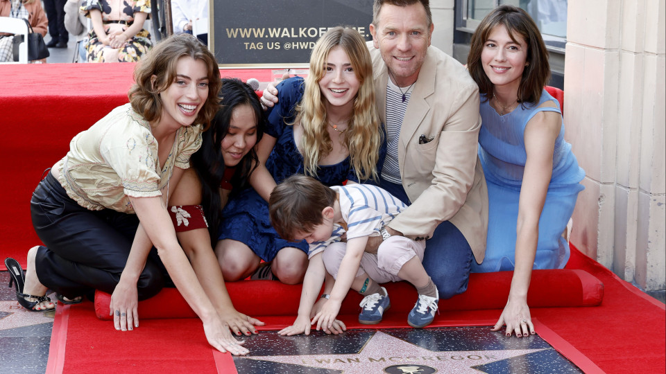 Ewan McGregor recebe estrela no passeio da fama em Hollywood