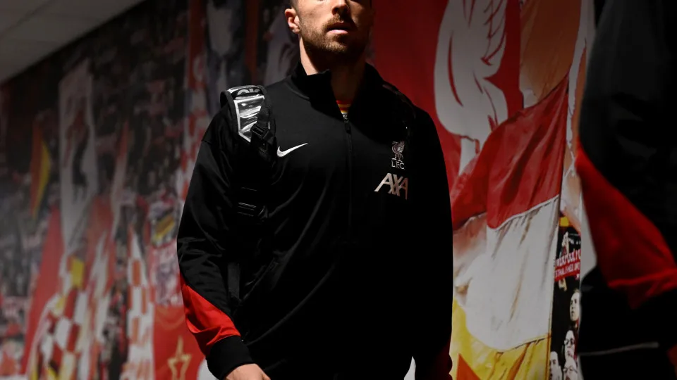LIVERPOOL, ENGLAND - SEPTEMBER 14: (THE SUN OUT, THE SUN ON SUNDAY OUT) Diogo Jota of Liverpool arriving before the Premier League match between Liverpool FC and Nottingham Forest FC at Anfield on September 14, 2024 in Liverpool, England. (Photo by Andrew