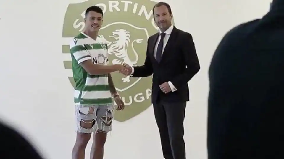 Pedro Porro não esquece apresentação no Sporting: "Aqueles calções..."