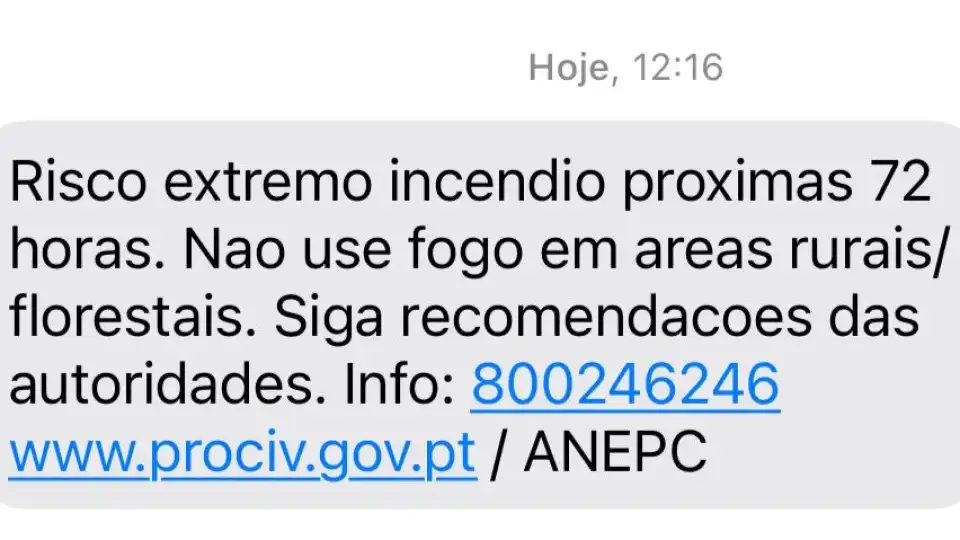 Proteção Civil envia SMS aos cidadãos. "Risco extremo de incêndio"