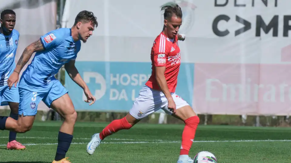 Benfica B empata com Oliveirense e falha 'assalto' à liderança