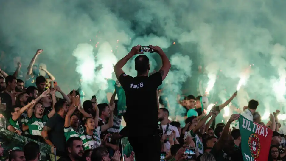 Duas pessoas feridas durante o Sporting-Lille. Leões arriscam castigo