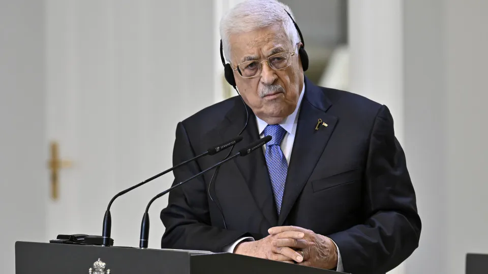 Abbas diz a televisão israelita que deseja "estabilidade" com Israel