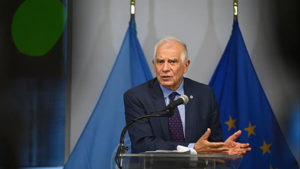 Borrell propõe suspensão de diálogo político com Israel