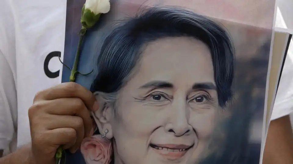 Myanmar. Papa pediu libertação da líder e Nobel da Paz Aung San Suu Kyi