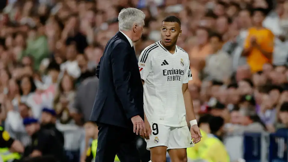 Ancelotti desvaloriza ausência de Mbappé no dérbi: "Estamos habituados"