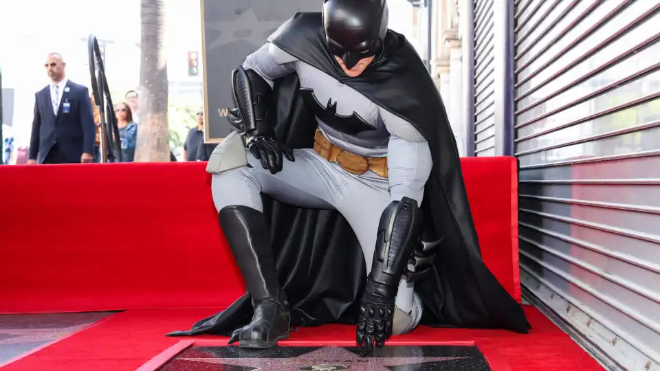 Batman é o 1.º super-herói com estrela no passeio da fama em Hollywood