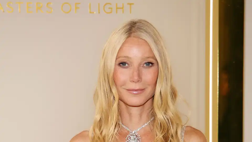 Gwyneth Paltrow e as imagens do beijo ao namorado de Kylie Jenner