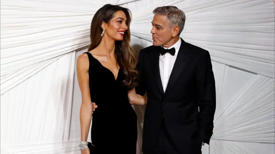 10 anos de casados. Recorde 10 elegantes fotos de Amal e George Clooney