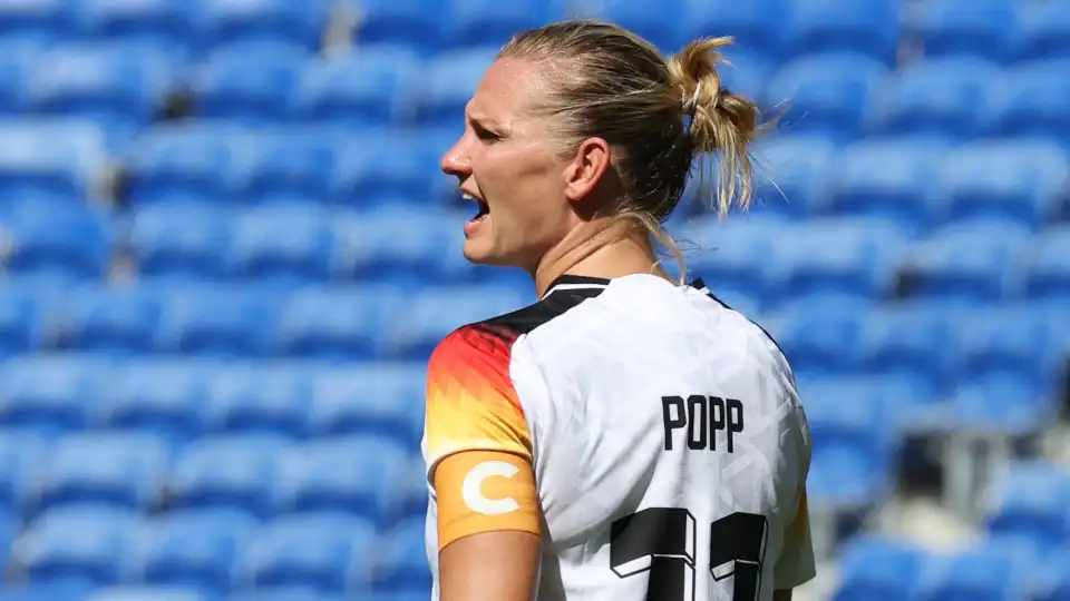 Alexandra Popp deixa seleção da Alemanha aos 33 anos