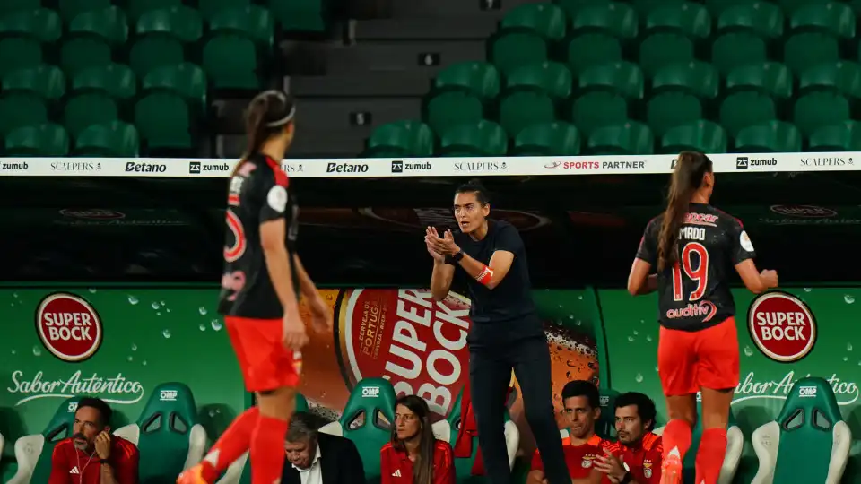 "Champions? Não passou, fomos eliminados. Custa-nos muito. Doeu muito"