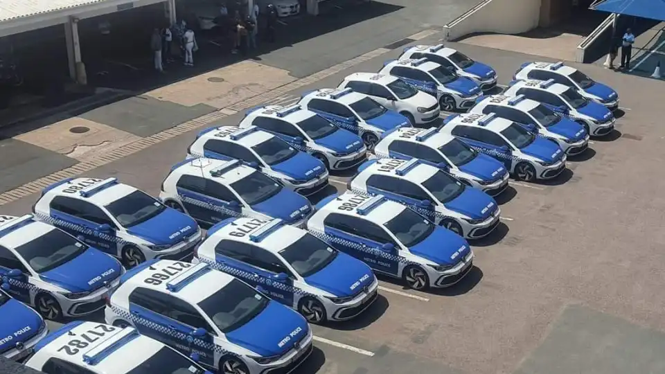 Polícia da África do Sul adquire 50 novos Volkswagen Golf GTI