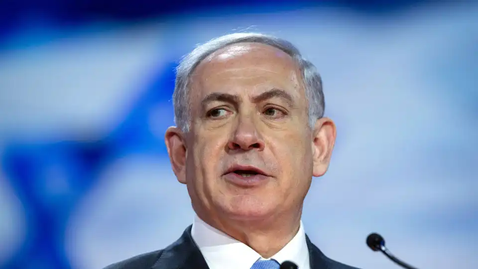 À beira de ataque iraniano, Netanyahu pede "união" e que civis "obedeçam"