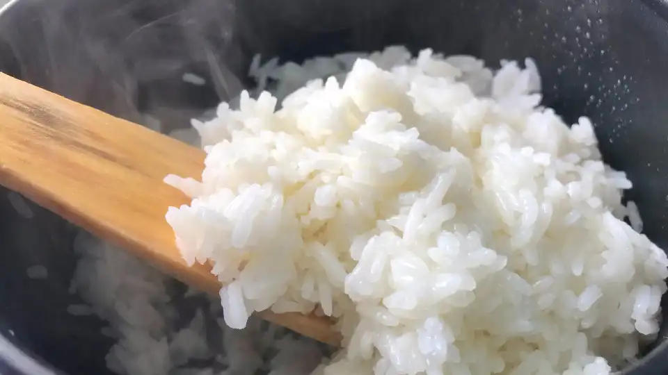 'Salve' um arroz salgado com estes truques bem simples