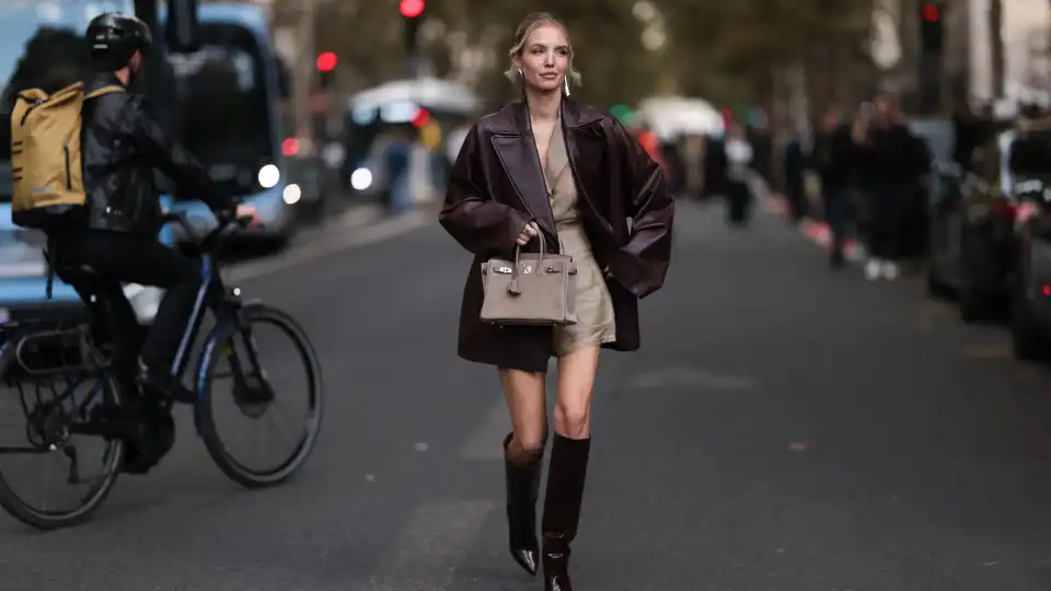 'Street style'. 12 looks que servem de inspiração para os dias de chuva