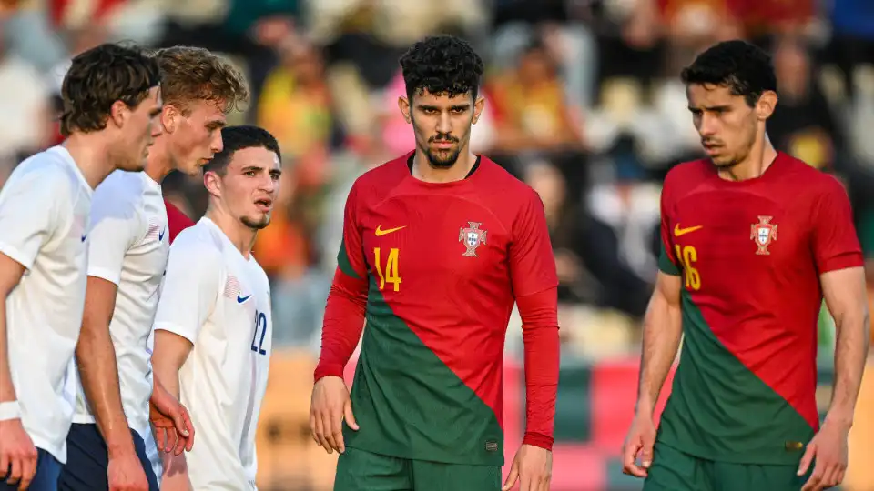 Salto de Tomás Araújo vale mexidas de Rui Jorge nos sub-21