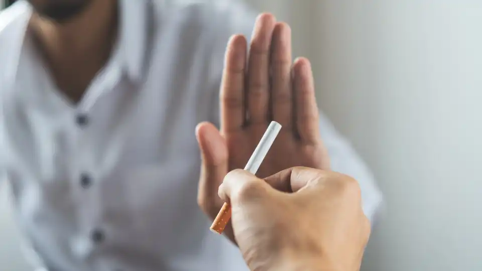 Deixar de fumar (em qualquer idade) pode aumentar esperança média de vida