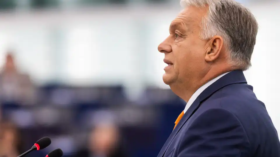 Orbán denuncia "hostilidade" após debate com eurodeputados com críticas