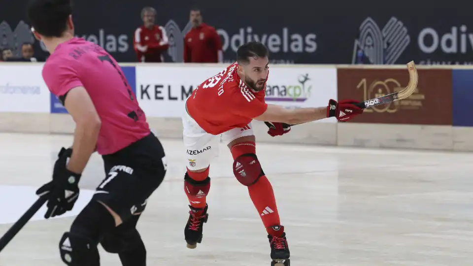 Benfica 'esmaga' Sporting e defronta Oliveirense na final da Elite Cup