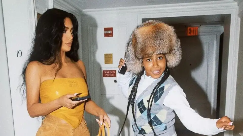 "Estávamos numa casa com estátuas demoníacas", diz filha de Kim e Kanye