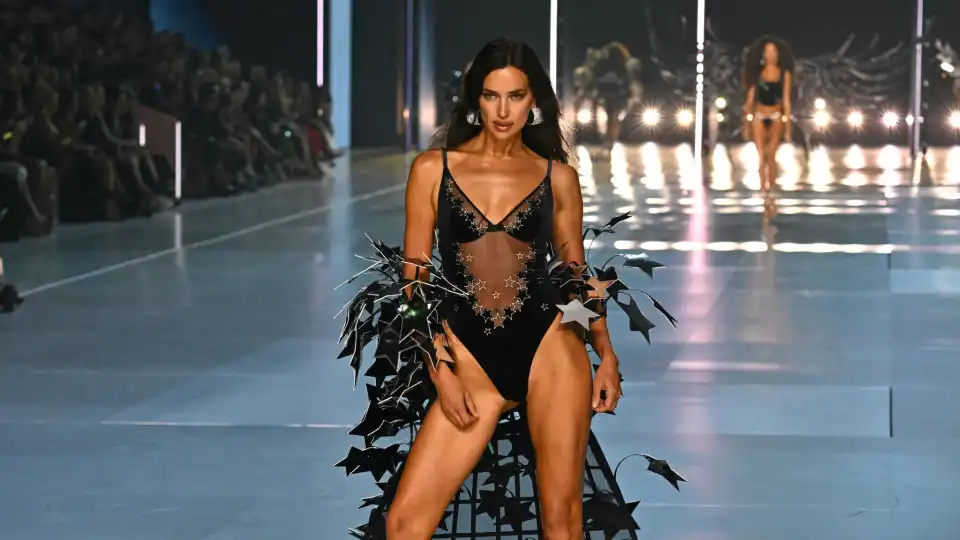 Há 8 anos Irina Shayk estava grávida... O regresso à Victoria's Secret