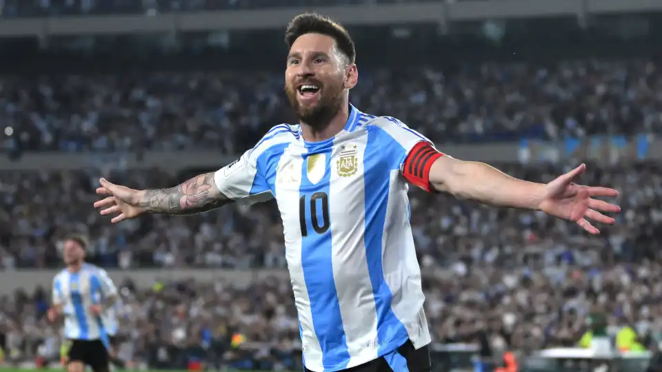 'Recital' de Messi deixa Argentina cada vez mais perto do Mundial'2026