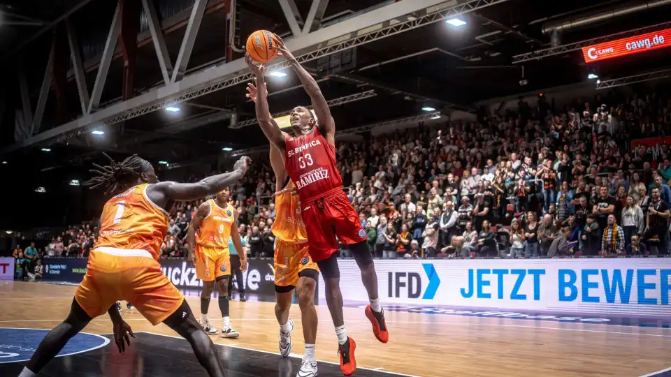 Benfica deixa Alemanha com derrota na Liga dos Campeões de basquetebol