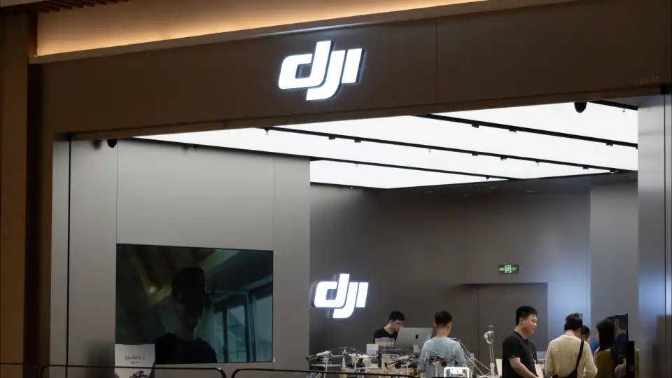 Fabricante de drones DJI processa EUA por a colocarem em "lista negra"