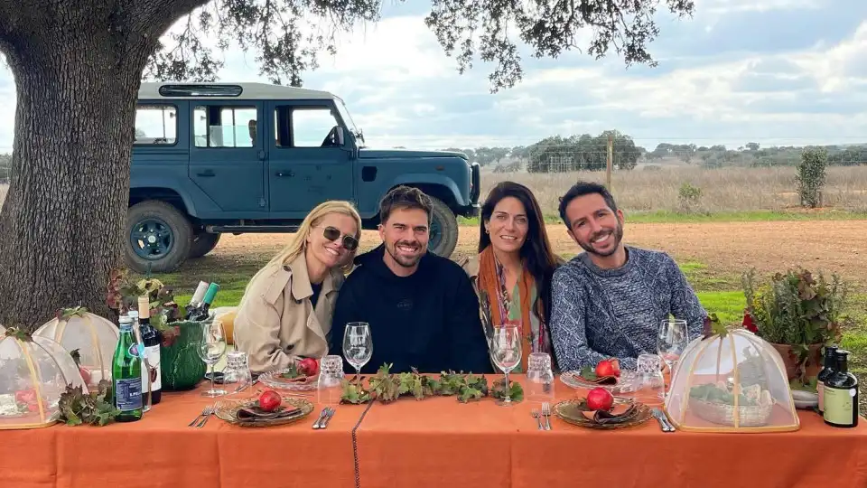 Cristina Ferreira junta namorado e amigos em escapadinha no Alentejo