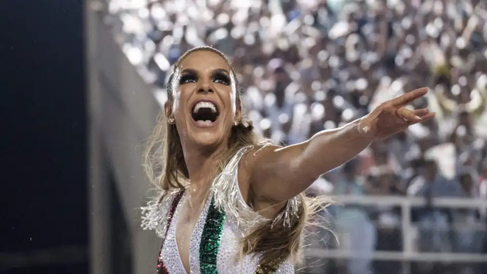 Tema de Ivete Sangalo sai em questão de exame e deixa alunos preocupados