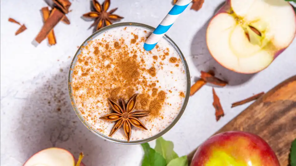 'Apple pie smoothie'. Saiba como fazer esta bebida em casa